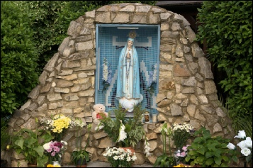 Shrine to Our Lady of Fatima - St Matthew - West Norwood